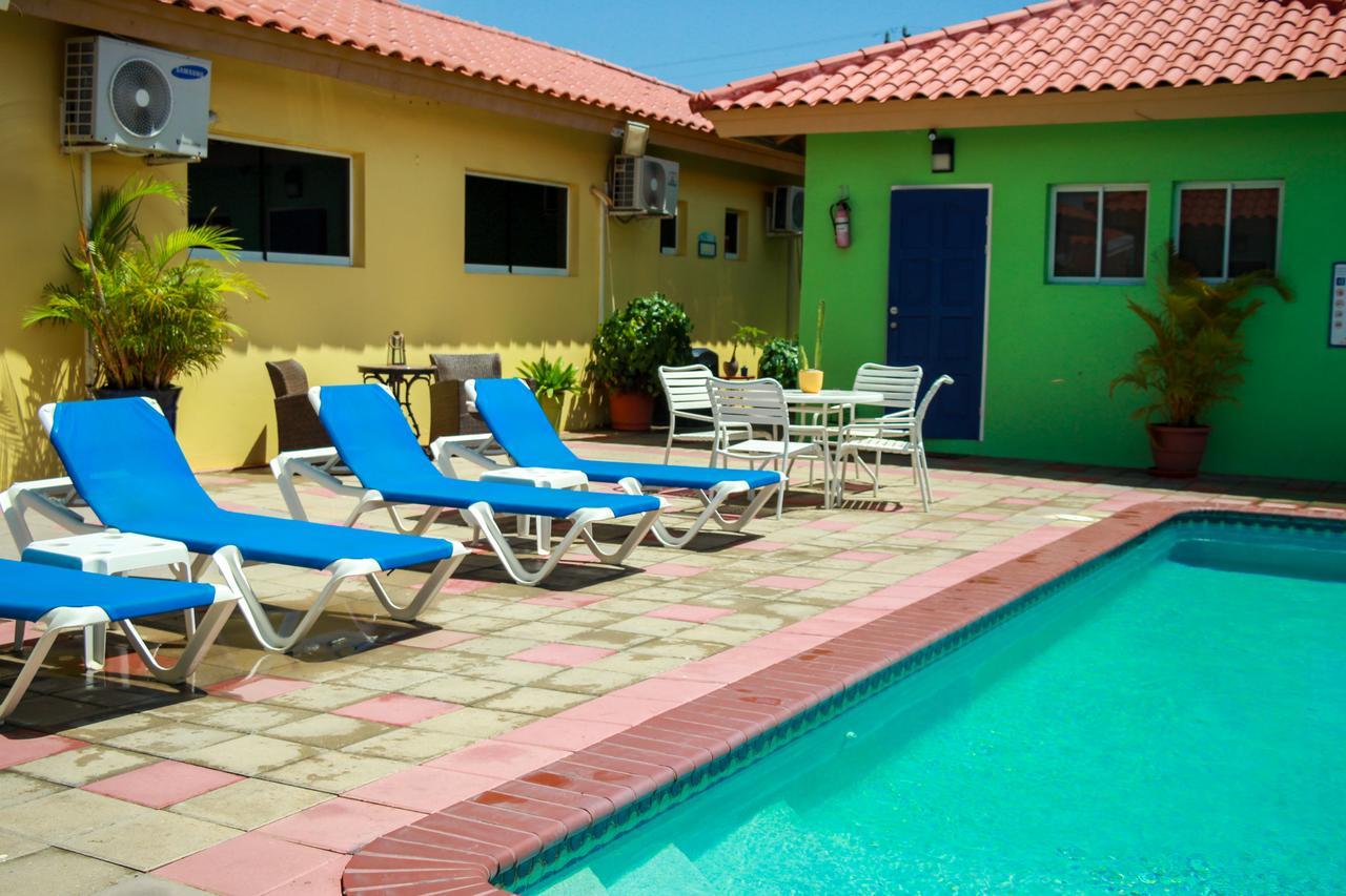 Kudawecha 40 Aparthotel Noord Ngoại thất bức ảnh